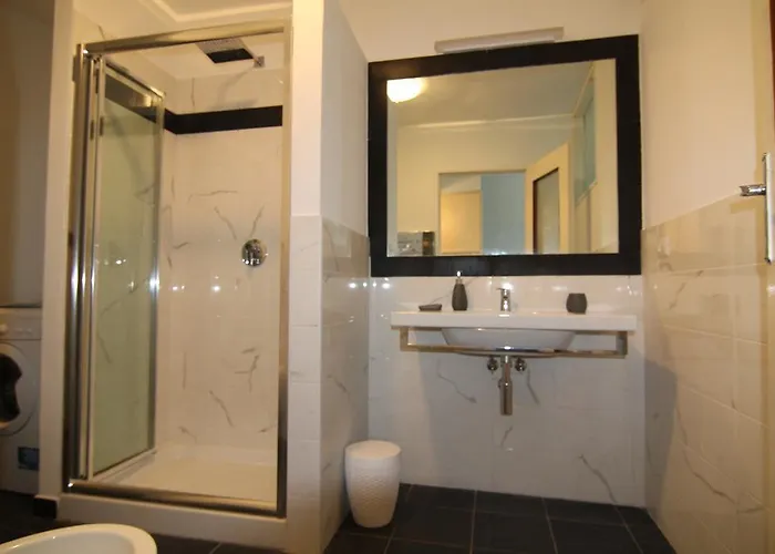 5 Lands Stone Hébergement de vacances Levanto